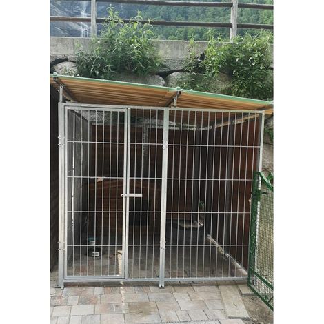 Box per cani coperto retro e 1 metro laterale in legno zincato a caldo da 300x200xh180 cm (1/5)