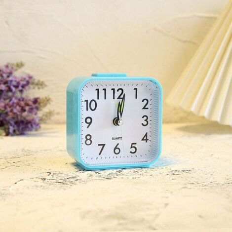 Silent Non-Ticking Analog Alarm Clock, Soft Wake, Beep, Volume Up, Battery Powered Snooze and Light Functions, Easy to Set Up, Blue (1/4)