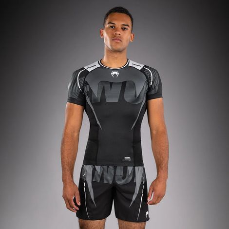 Camiseta de manga corta Venum Adrenaline para hombre, color negro/plateado, talla XL. (1/5)