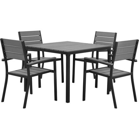 Set da Esterno 4 Sedie e Tavolo Grigio Design a Doghe Legno Sintetico Prato