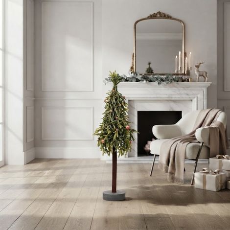 Alberello natalizio verde con glitter e bacche rosse, decorazione da interno da h 60 cm (1/5)