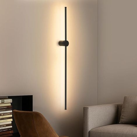 Aplique de pared LED negro, diseño moderno, apto para salones, dormitorios, pasillos y escaleras, 60 cm, luz tricolor. (1/5)