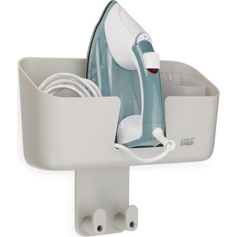 Joseph Joseph IronHub Supporto per Asse da Stiro, Cestino Porta Ferro Elettrico e Caraffa Inclusa, Montaggio a Parete, Gancio Regolabile, Resistente al Calore (1/5)