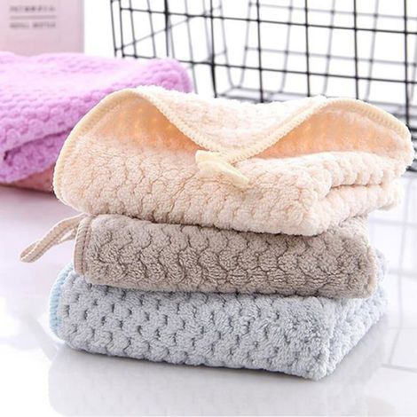 5 Pièces De Serviettes Carrées en Velours Corail Et 5 Pièces De Crochets À Serviettes Autocollants Serviettes Absorbantes (1/4)