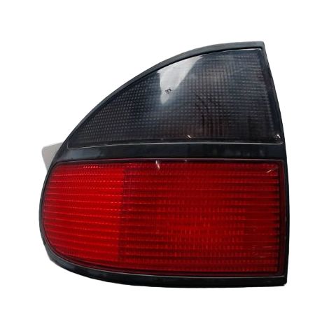 [PRODUIT D'OCCASION] Feu Arriere Gauche  RENAULT Laguna -98 ♻️ Ref Oe. 7701038275 - Garantie à vie (1/3)