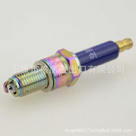 GOOFIT D8TC spark plugs are compatible with GY6 150cc and 200cc Kazuma pocket bicycle scooters. (1/4)