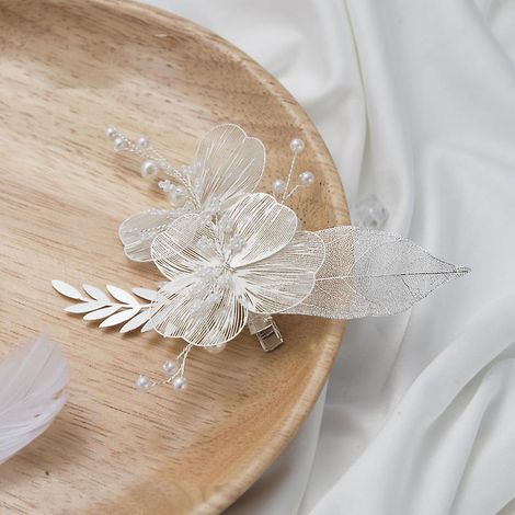 une Pingle Cheveux Papillon Fleur Blanche Tisse La Main, Pinces Cheveux Fleur, Bijoux De Mariage Casque De Marie (1/5)