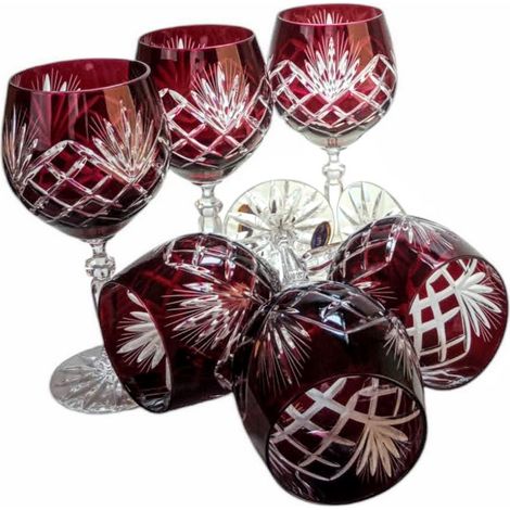 Copas de vino de cristal rubí de 280 ml con diseño de piña. (1/5)