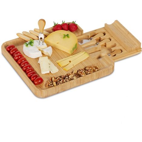 Kasetablett aus bambus mit 4 teiligem besteckset 8841534