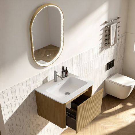Ensemble de salle de bains avec miroir, meuble vasque de 60 cm avec sous-meuble, pré-assemblé, couleur chêne, miroir ovale LED 50×80 cm avec strass et cadre doré brossé (1/5)