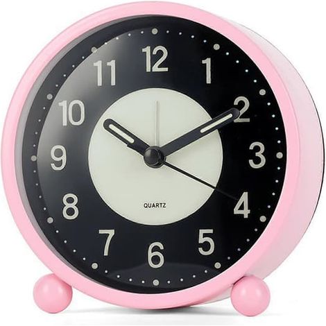 Réveil lumineux 4,5 pouces - Silencieux, grands chiffres lisibles, style rétro compact, fonctionne à piles (rose). (1/5)