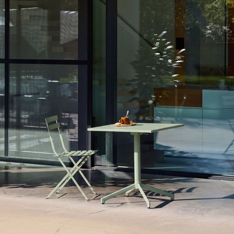 Table de jardin bistrot carrée pliante acier 2 places 70 cm vert de gris - Chiara