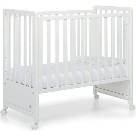 Foppapedretti Lettino Culla con Sponda a Scomparsa Pikkoletto, Made in Italy, Legno di Faggio, Rete a doghe a 3 altezze, Materassino Incluso, 112x61x106 cm, ruote piroettanti, Bianco (1/5)