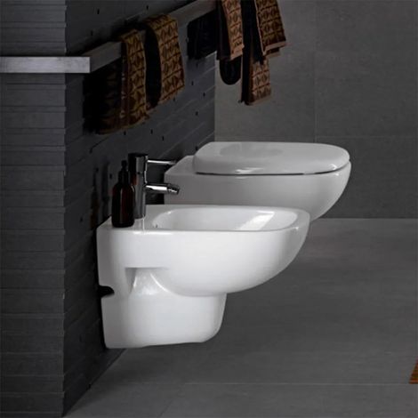 Sanitari sospesi Geberit con copriwc originale avvolgente  Fantasia (1/5)