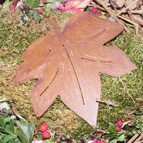 Feuille d'Érable à Suspendre Décoration d'Automne en Métal Patiné Rouille pour Jardin et Maison - PANGIVO (1/4)
