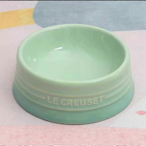 Le Creuset Cool Color Cerc Hundenapf mit Kippschutz und hohem Fuß, inklusive Schutzmatte SH1 Qingyu niedrige Schüssel1 (1/2)