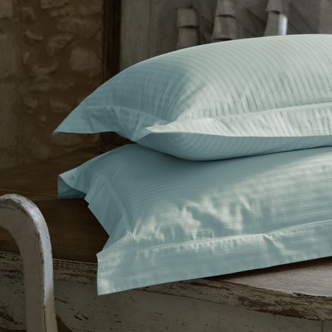 Parure de lit satin de coton CONCERTO Taie 65x65 cm A rayures 240x220 cm (1/5)