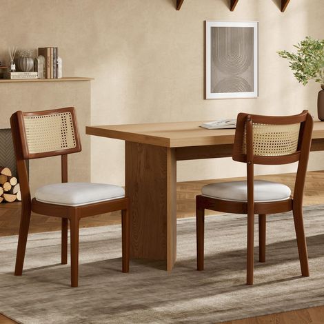 Set di 6 sedie da pranzo con schienale in rattan, seduta in lino e struttura in legno di noce. (1/5)
