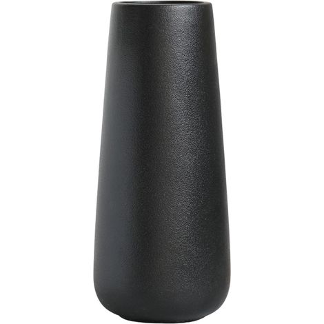 Un vaso conico in ceramica nera alto 20 cm, ideale per decorare una tavola o un centrotavola. Questo moderno vaso decorativo alto è perfetto per valorizzare un centrotavola.