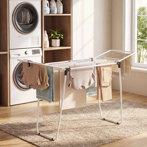 Étendoir à Linge Pliable, Gain de Place, 150 x 47 x 91 cm, avec Porte-chaussettes, Blanc (1/5)