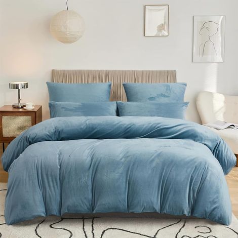 Parure de lit en polaire 220 x 240 cm - Bleu clair - Pour l'hiver - Moelleuse et douillette - Réversible - En peluche - Avec housse de couette et 2 taies d'oreiller de 80 x 80 cm - Toucher (1/5)