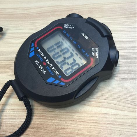 XL-013 Multifunktionale elektronische Sport-Stoppuhr, wasserdicht, große Handstoppuhr für Sport, Fitness und Schiedsrichter (1/5)