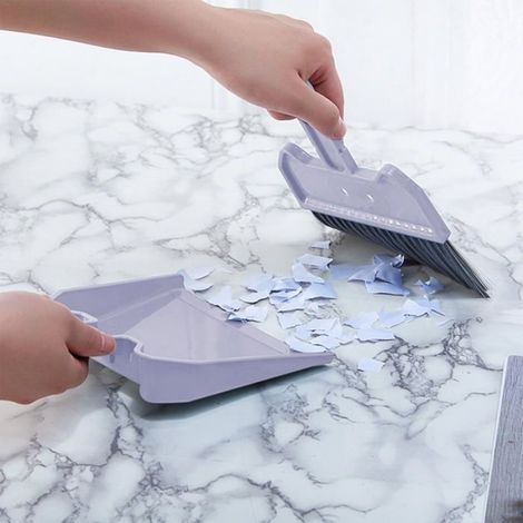 Ensemble petit balai et pelle à poussière, mini balayeuse suspendue à brosse douce, balai de bureau portable pour clavier, bleu (1/4)