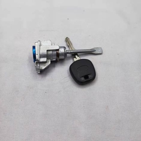 Suitable for Toyota lock cylinders, Corolla door lock cylinders, and car lock cylinders bulk orders receive preferential pricing. (1/4)