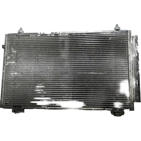 [PRODUIT D'OCCASION] Condenseur Climatisation TOYOTA Corolla ♻️ Ref Oe. 8846013021 - Garantie à vie (1/3)