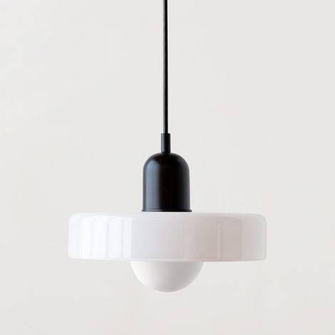Suspension de style Bauhaus Mid century dotée d'un abat jour en teinté. + monture noire 25 cm Verre Blanc (1/4)
