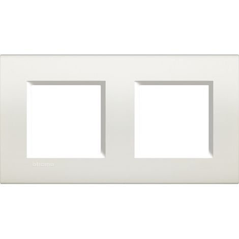 Placa cuadrada Livinglight Tech 2 x 2 módulos LNA4802M2TE