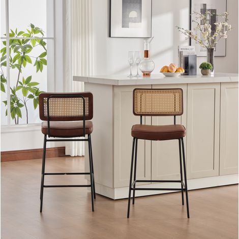Lot de 2 tabourets de bar sans accoudoirs en PU vintage avec dossier en bois et rotin, pieds métalliques laqués (1/5)