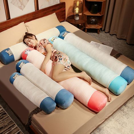 Coussin d'été cylindrique amovible et lavable en polaire effet soie glacée pour fille, idéal pour dormir sur le côté. Coussin à pince pour les jambes, supportant la tête de lit et le dossier. 85 cm. (1/5)