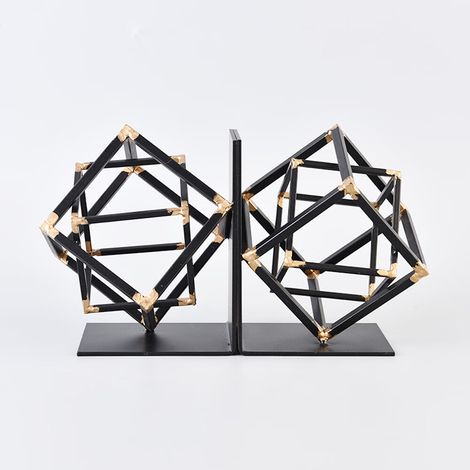 Geometrische Würfelskulptur aus Eisen – Minimalistische Zierstatue (1/3)