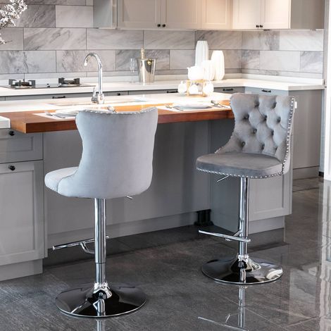 Lot de 2 tabourets de bar velours gris pivotants réglables dossier pieds chromés capitonnés (1/5)