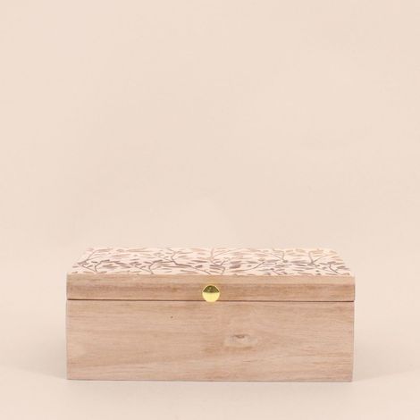 Boite à bijoux en bois relief fleuri 19x14cm (1/5)
