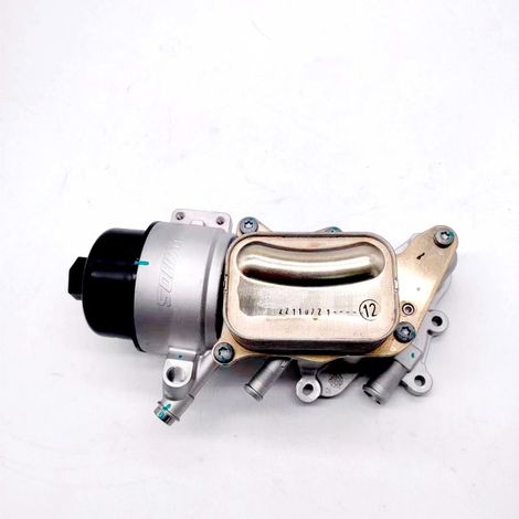 Die Ölfilterhalterung 1103T5 ist kompatibel mit Peugeot 3008, 308 RCZ, Citroën C4, Picasso, DS5 und DS6. Sie beinhaltet eine Basis zur Montage des Ölfilters und ein Bypassventil. (1/4)