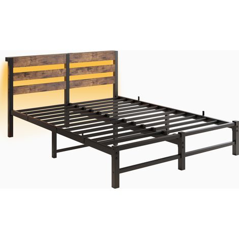 Lit 140x190 avec LED RGB, ports USB et tête de lit avec étagère, cadre de lit en métal avec rangement sous le lit 27 cm pour chambre adulte CHICFURN (1/5)
