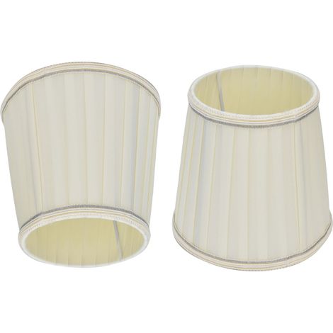 Abat-jour en tissu beige avec bordure argentée, style européen fait main, abat-jour simple pour douille à bougie E14. (1/5)