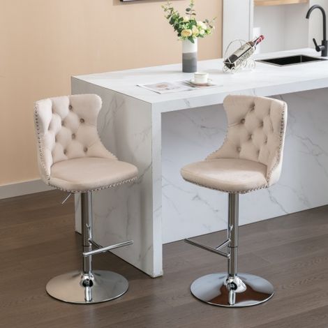 Tabourets de bar pivotants en velours (lot de 2, beige) — hauteur réglable (25 à 33 pouces), piètement et dossier chromés, assise confortable capitonnée adaptés aux bars à domicile et aux îlots de cu (1/5)