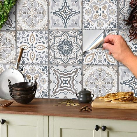 24 Mosaik-Fliesenaufkleber (15×15 cm) in Grau/Weiß – dekorative Wand- & Bodenfolie für Bad & Küche