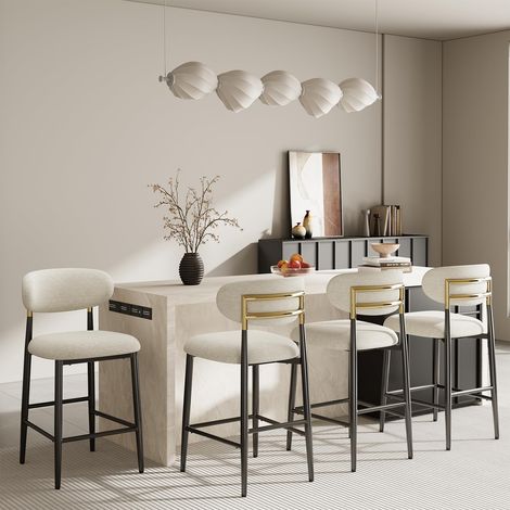 Tabouret Bar, Tabouret de Bar Lot de 4, Chaise de Bar avec Dossier Enveloppant et Mousse Haute Densité, Pieds en Métal Noir et Détails Dorés, Convient aux Cuisines, Cafés et Bars, Beige (1/5)