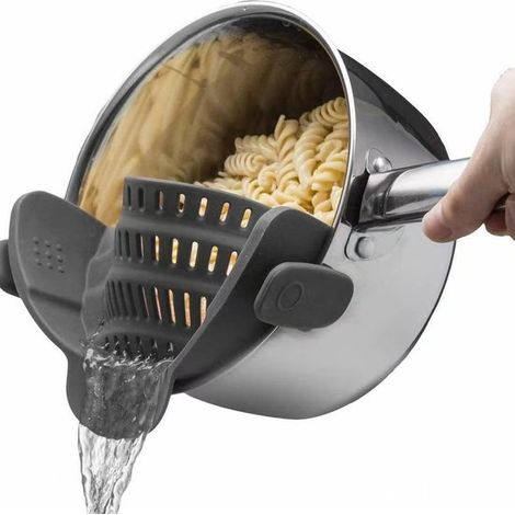 Clip scolapasta in silicone per pentole e padelle, colino resistente al calore per pasta e verdure, pratico utensile da cucina salvaspazio, grigio (1/4)