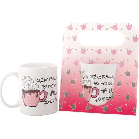 Taza de cerámica en el paquete "Trabajo duro para hacer mi..."