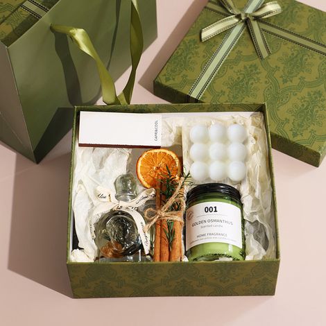 Coffret Cadeau Bougie Parfumée Haute Gamme, Arôme Niche pour Chambre, Souvenir Romantique, Idée Cadeau Saint-Valentin, Lot de 1, Parfum d'Ambiance (1/4)