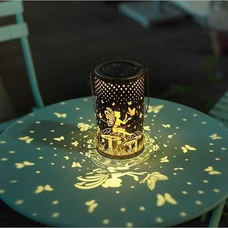 Solarbetriebene, durchbrochene Hängeleuchte aus Schmiedeeisen für Balkon, Garten, Terrasse, als dekorative Campingbeleuchtung, im Feen-Stil – 18 cm