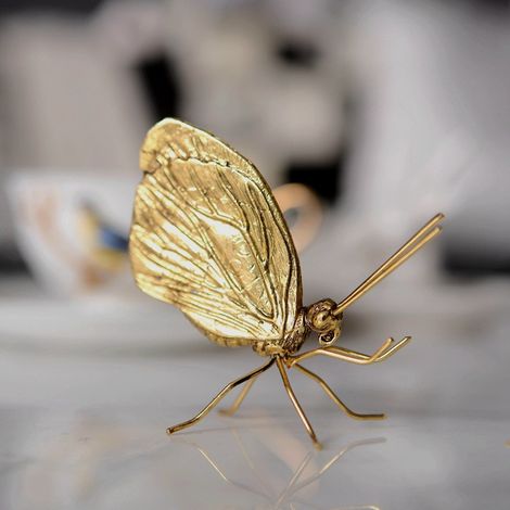 Sculpture papillon en métal massif, décoration insecte, mini statue papillon, idéale pour la maison, le bureau ou le jardin. (1/4)