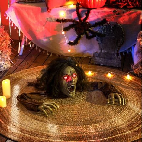 Décoration d'Halloween zombie rampant avec yeux lumineux et effets sonores en plastique polyester marron 140 × 60 × 20 cm (1/2)