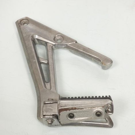 [PRODUIT D'OCCASION] Platine repose pied passager gauche pour Yamaha 1000 FZS Fazer (1/2)