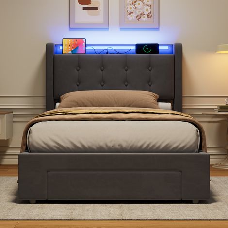 Cama esencial, información técnica no especificada, con SKU 250808XF01-2 y 250808XF01-1 (1/5)